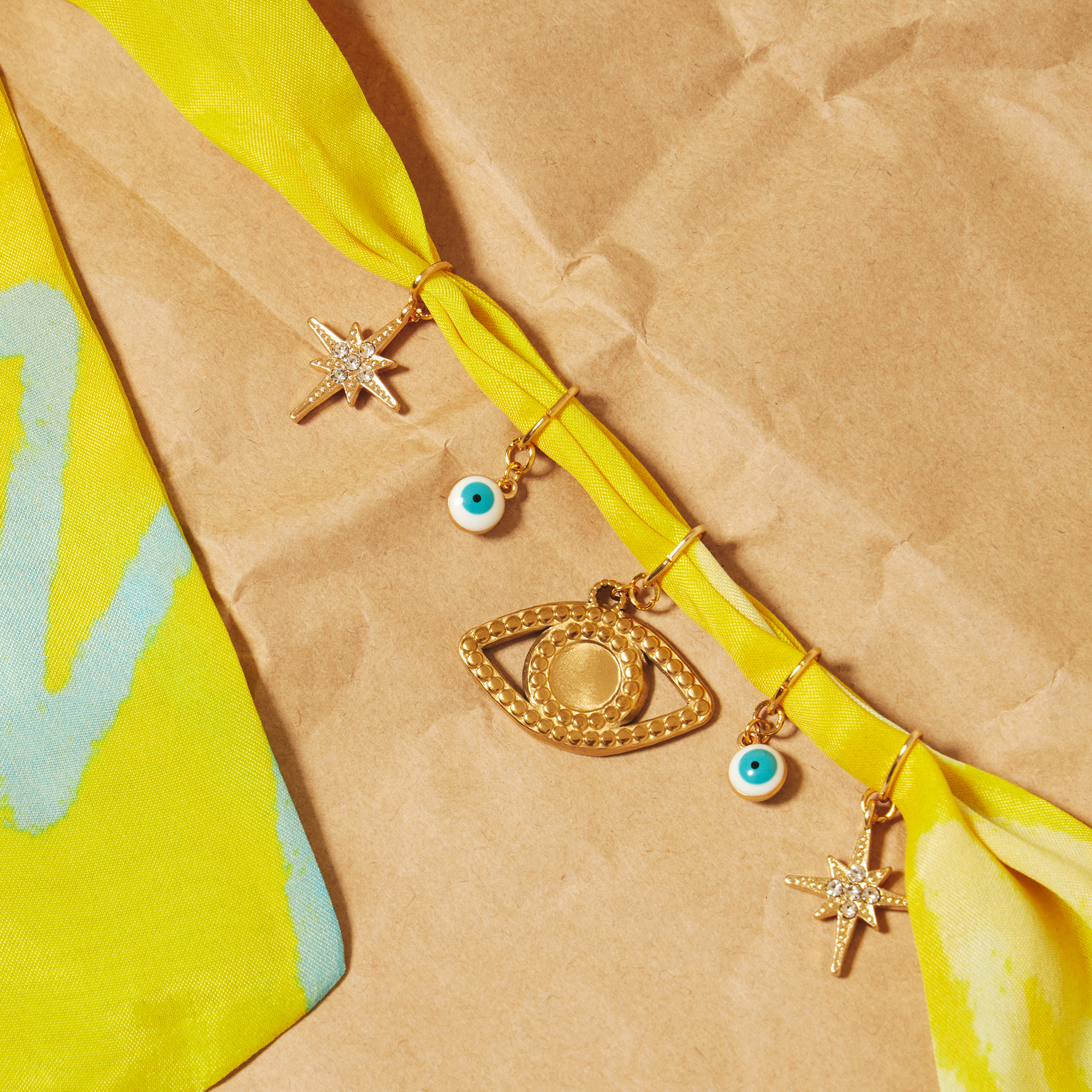 Mila | Viscose charm necklace