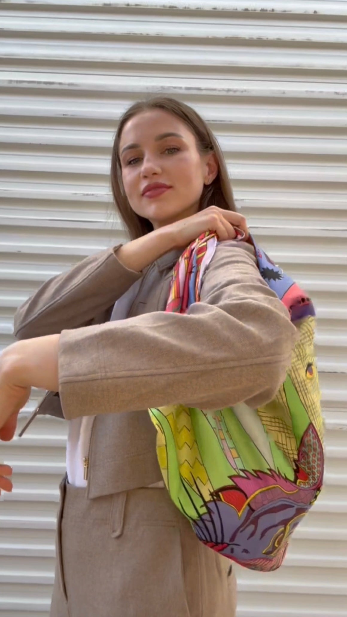 Tutorial how to turn a silk scarf into a tote bag