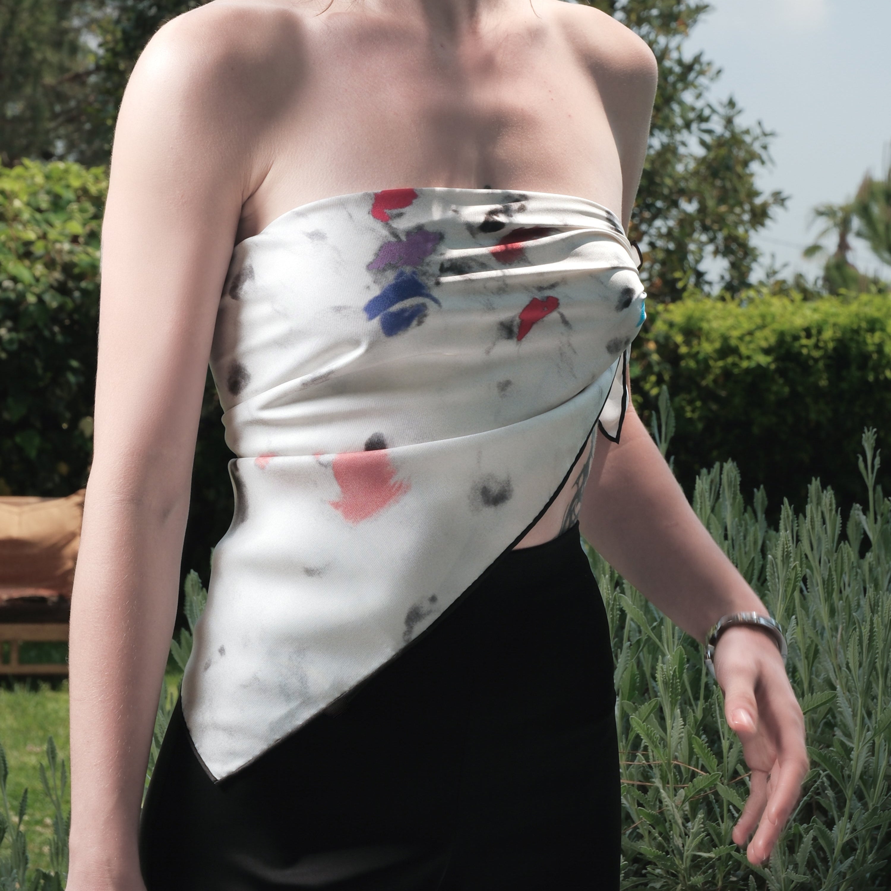 Drowning | 70x70 Silk Scarf