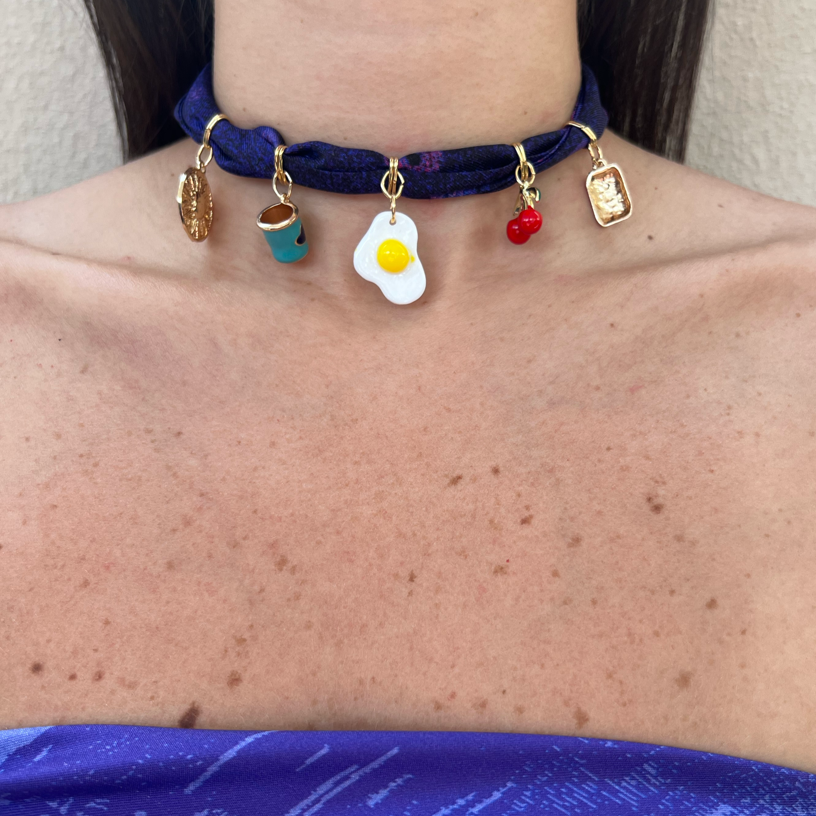 charm necklace with silk fabric