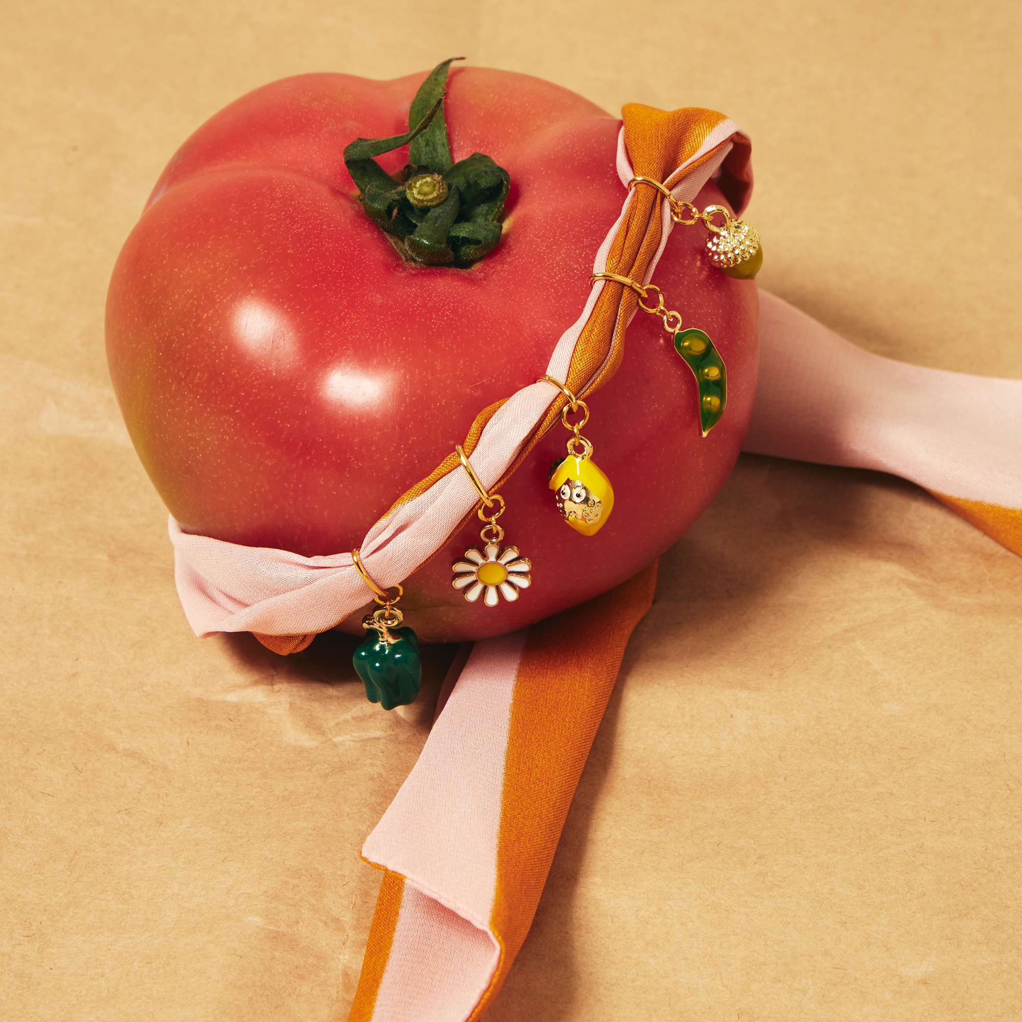 Kira | Viscose Charm Necklace