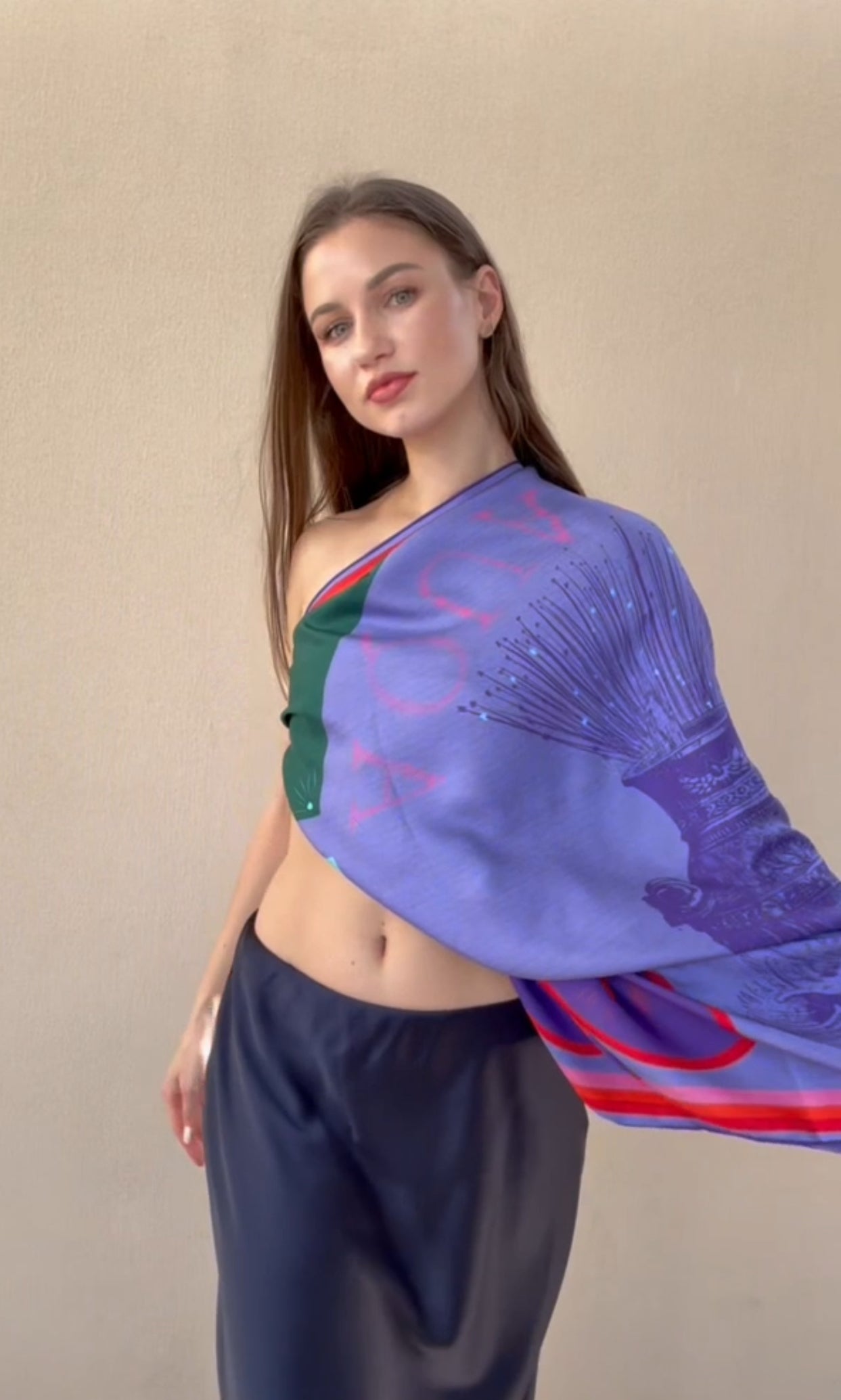 Tutorial how to wear a square scarf as a top